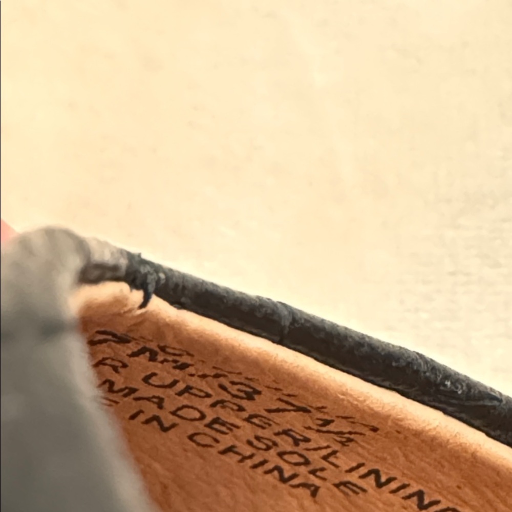 NWOT/B Corso Como Jullia Croc Embossed Black Flats, sz 7 - Picture 7 of 7